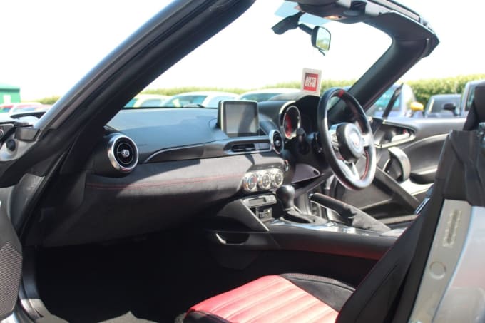 2025 Abarth 124 Spider