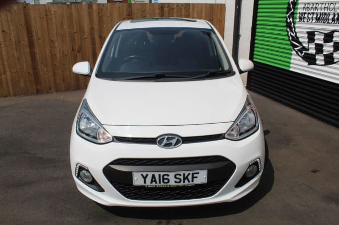 2025 Hyundai I10