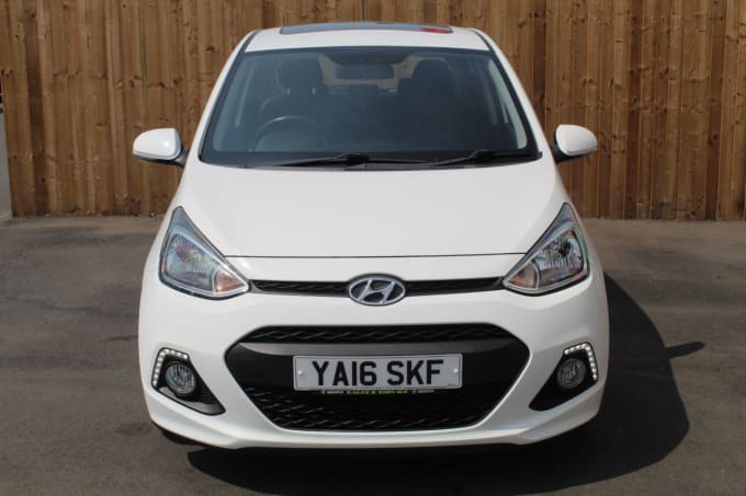 2025 Hyundai I10