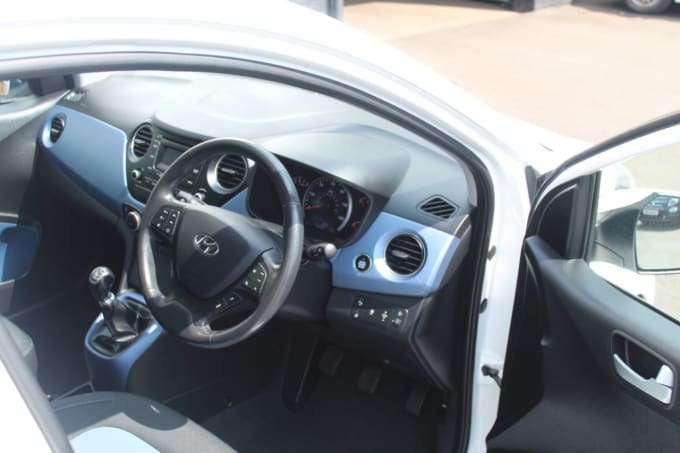 2025 Hyundai I10