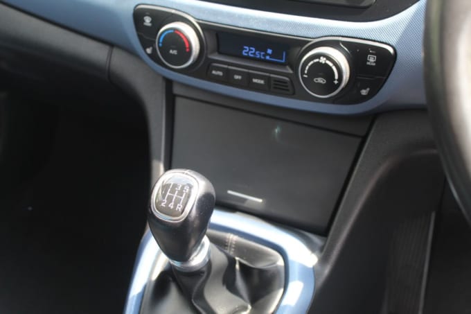 2025 Hyundai I10