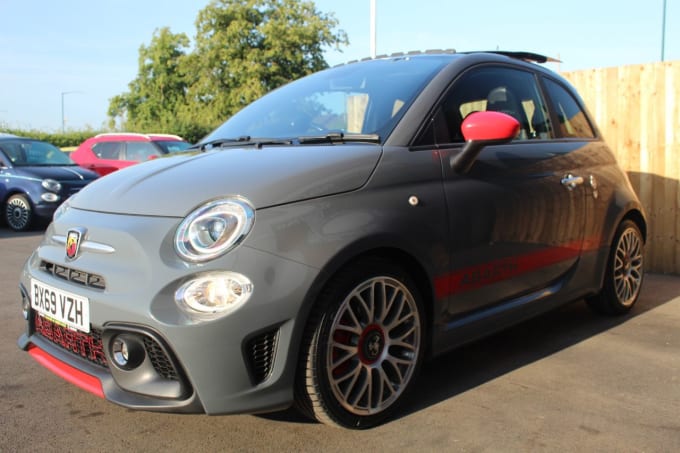 2025 Abarth 595