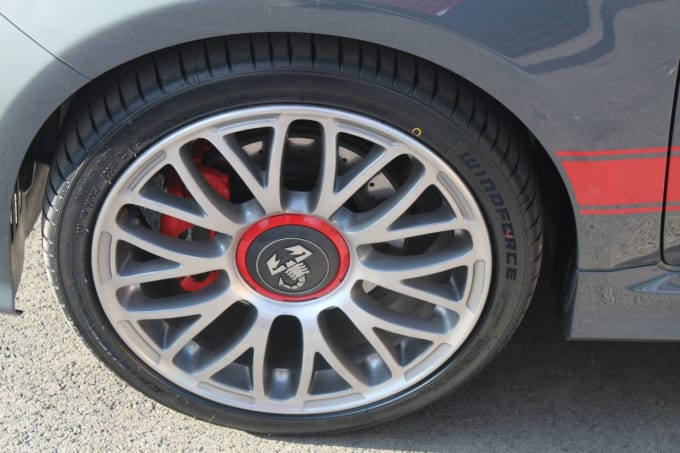 2025 Abarth 595