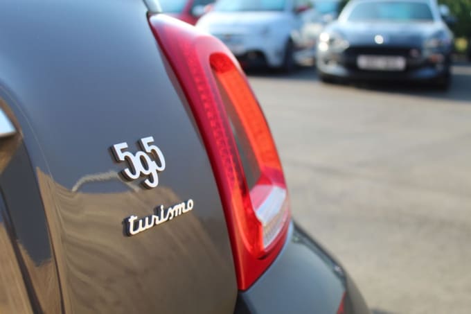 2025 Abarth 595