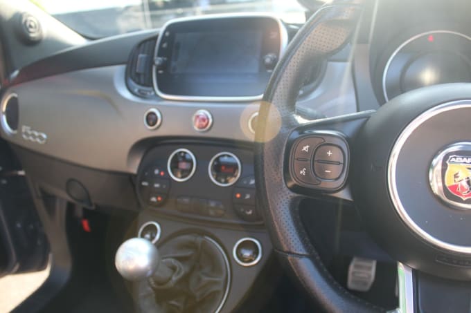 2025 Abarth 595