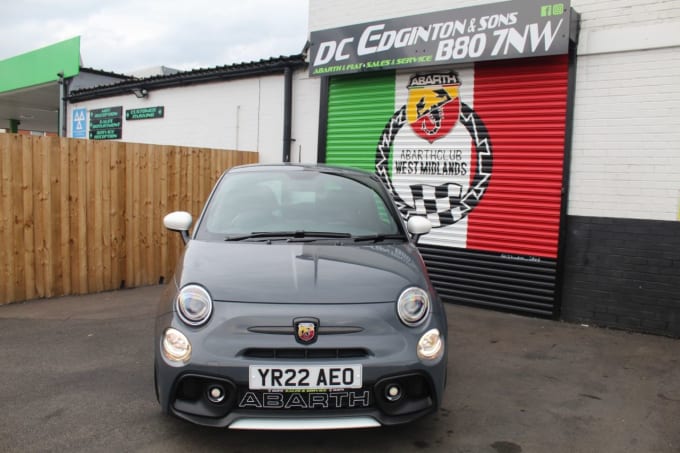 2025 Abarth 595
