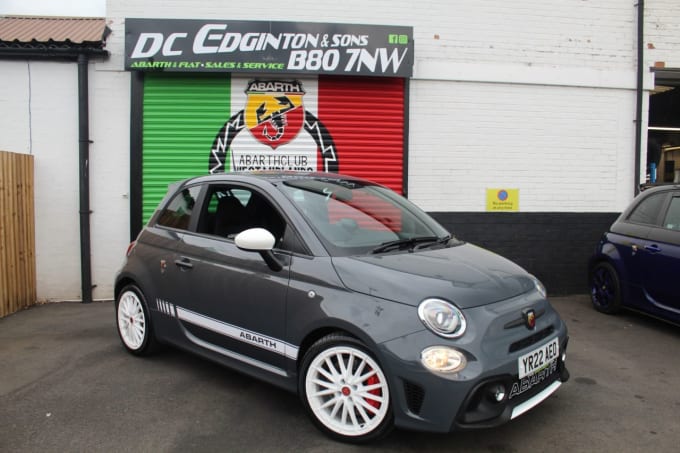 2025 Abarth 595