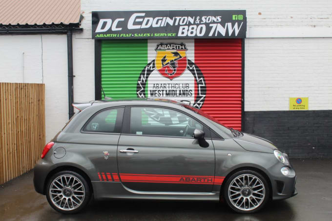 2025 Abarth 595