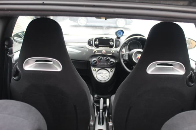 2025 Abarth 595