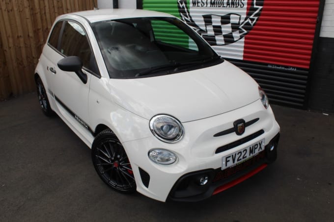 2025 Abarth 595