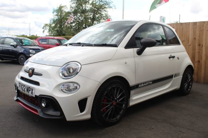 2025 Abarth 595