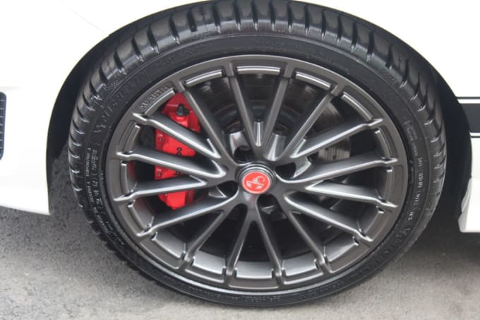 2025 Abarth 595