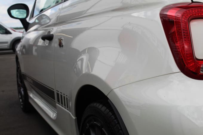 2025 Abarth 595
