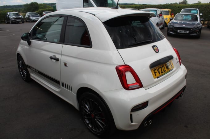 2025 Abarth 595
