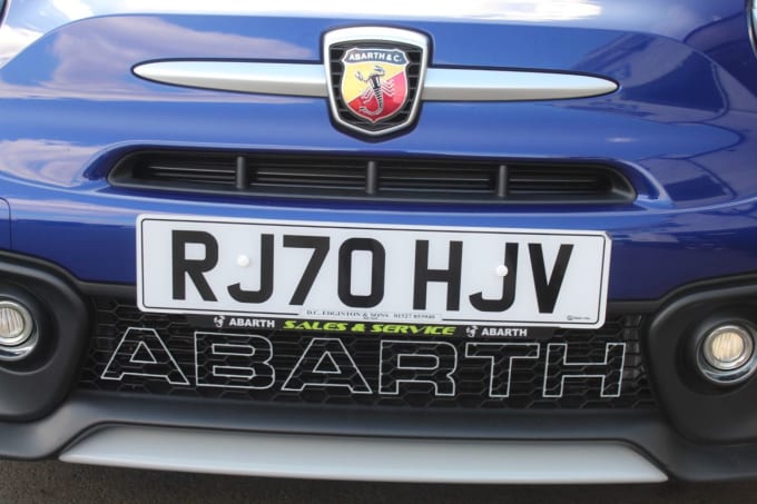 2025 Abarth 695