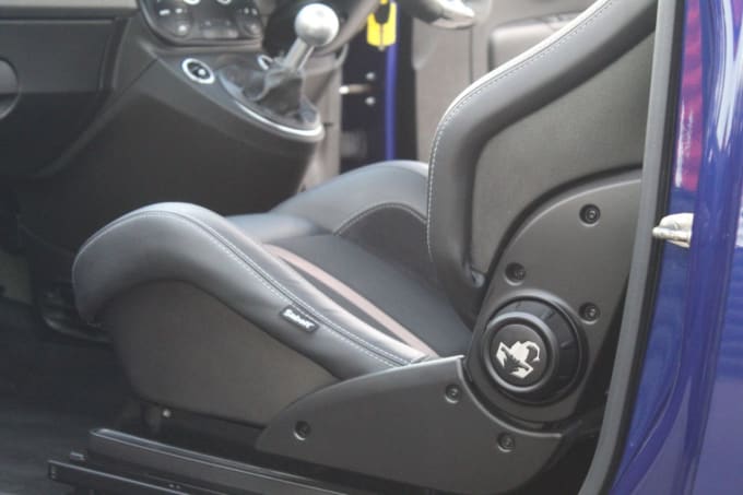 2025 Abarth 695