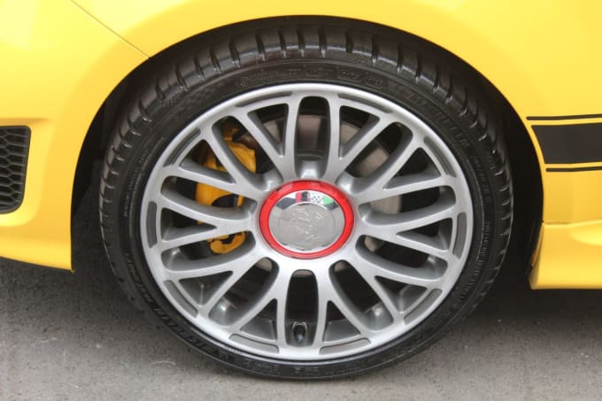 2025 Abarth 595c