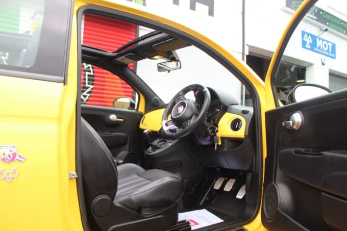 2025 Abarth 595c