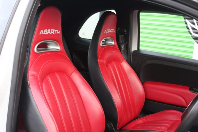 2025 Abarth 595