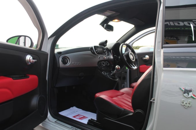 2025 Abarth 595