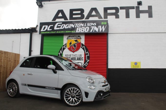 2025 Abarth 595c