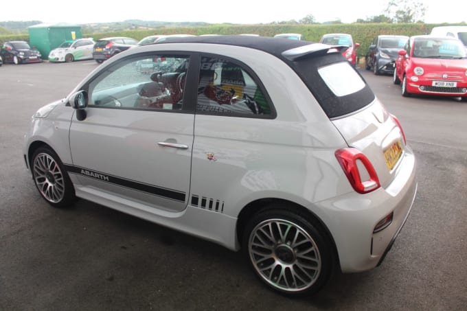2025 Abarth 595c