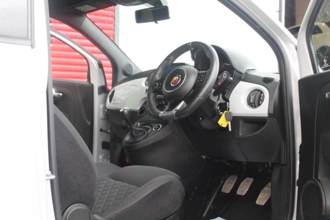 2025 Abarth 595c