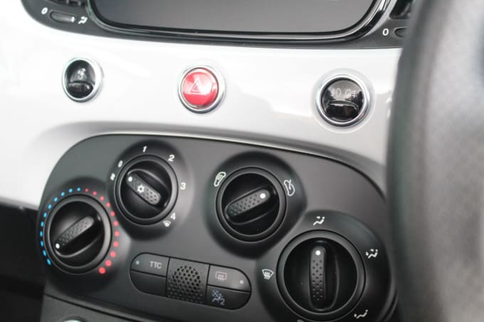 2025 Abarth 595c