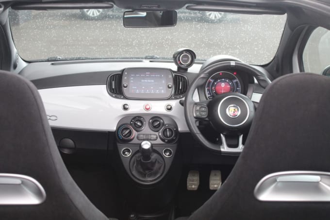 2025 Abarth 595c