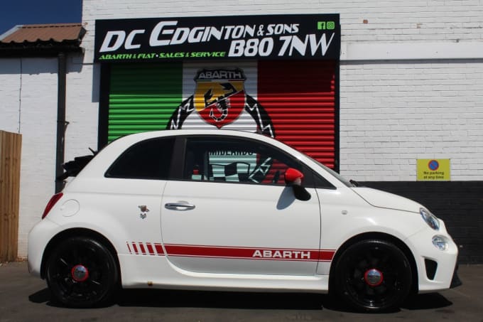 2025 Abarth 595c