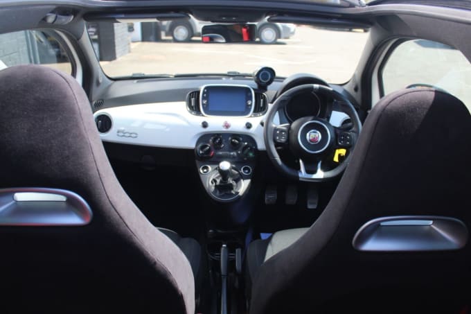 2025 Abarth 595c