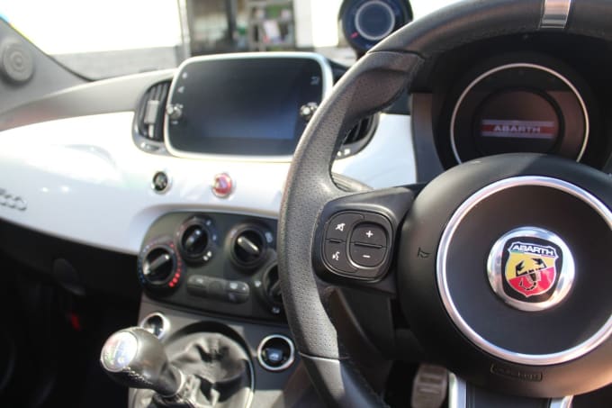 2025 Abarth 595c