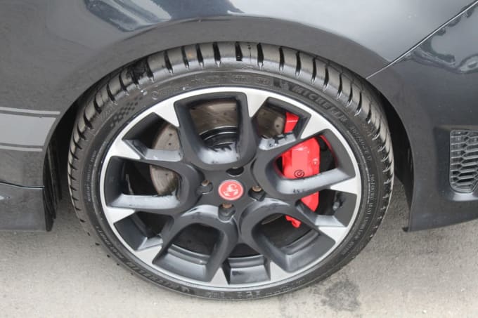 2025 Abarth 595c