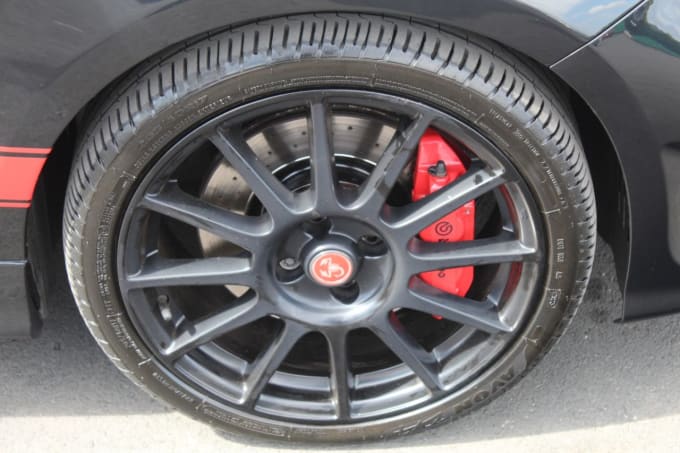 2025 Abarth 595