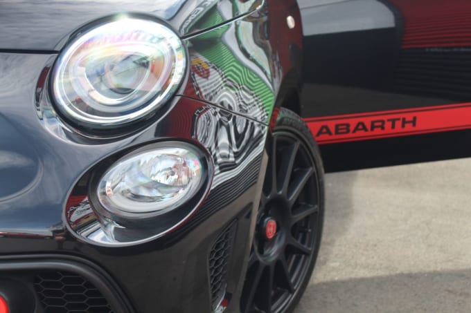 2025 Abarth 595