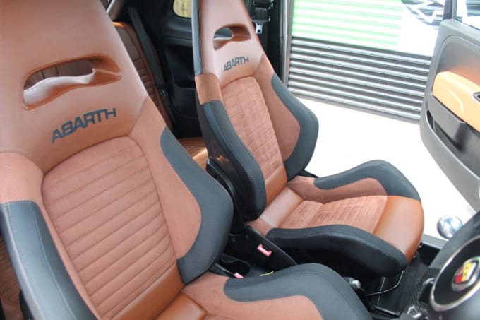 2025 Abarth 595