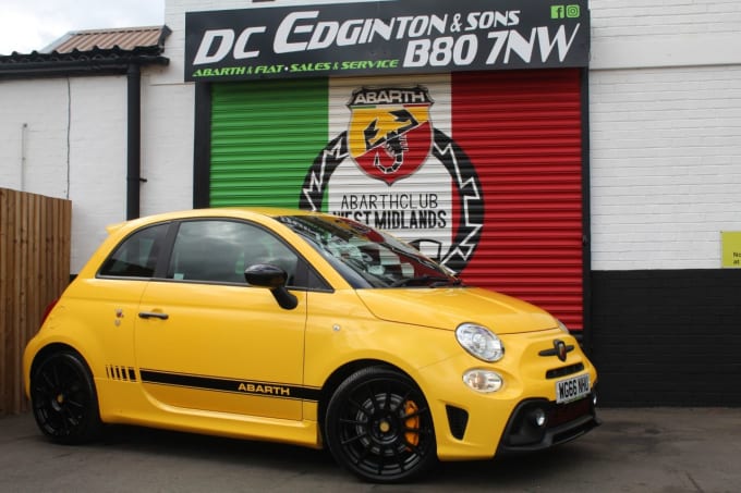2025 Abarth 595