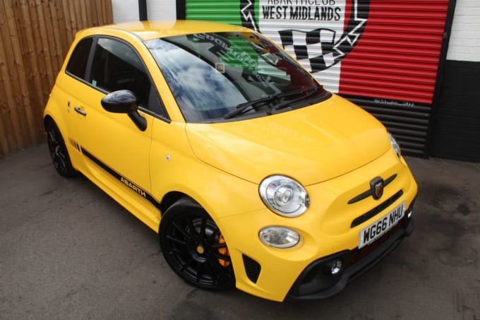 2025 Abarth 595