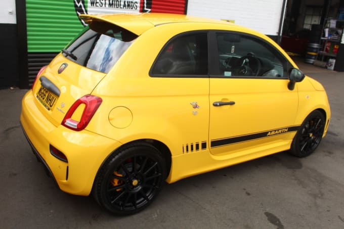 2025 Abarth 595
