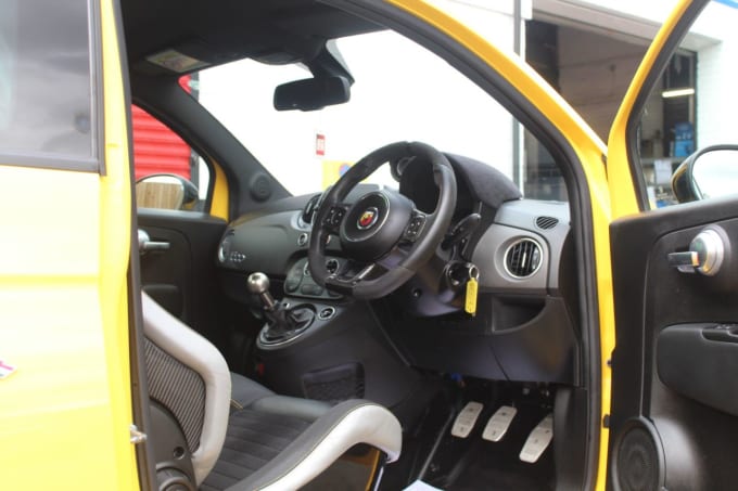 2025 Abarth 595