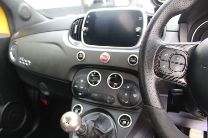 2025 Abarth 595