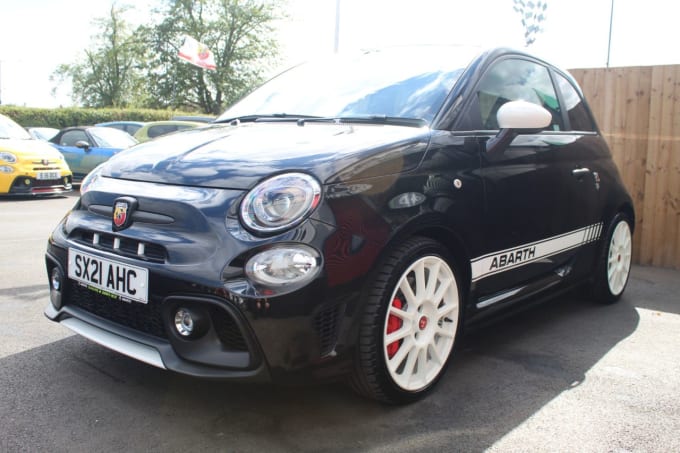 2025 Abarth 595