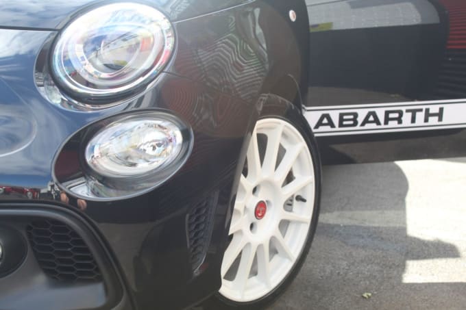 2025 Abarth 595