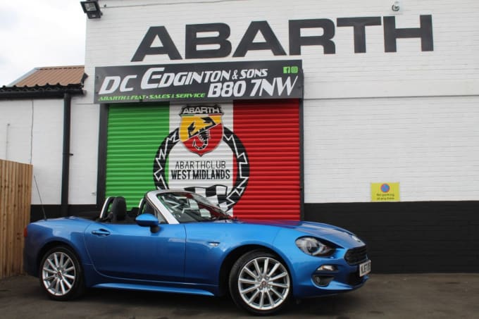 2025 Fiat 124 Spider