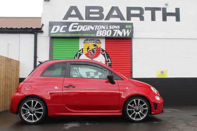 2025 Abarth 595c