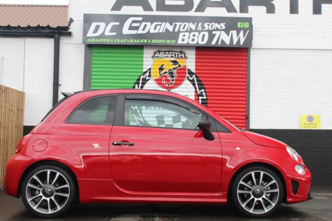 2025 Abarth 595c