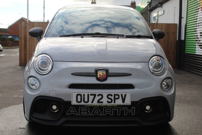 2025 Abarth 595