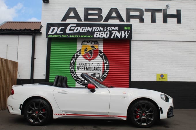 2025 Abarth 124 Spider