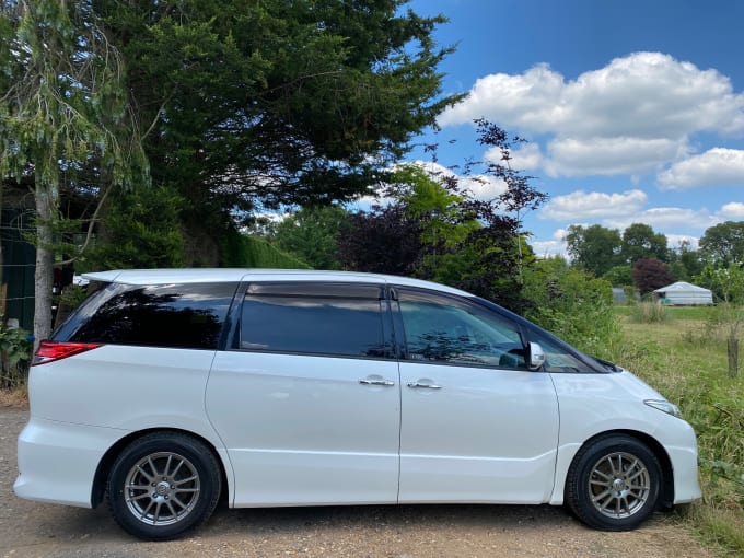 2025 Toyota Estima