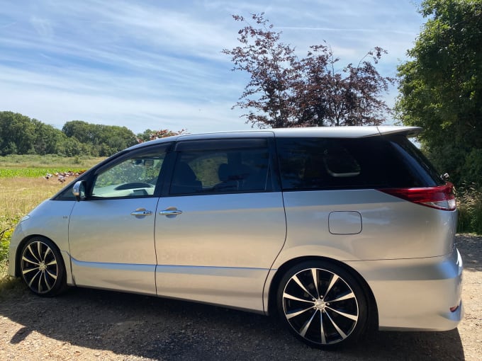 2025 Toyota Estima